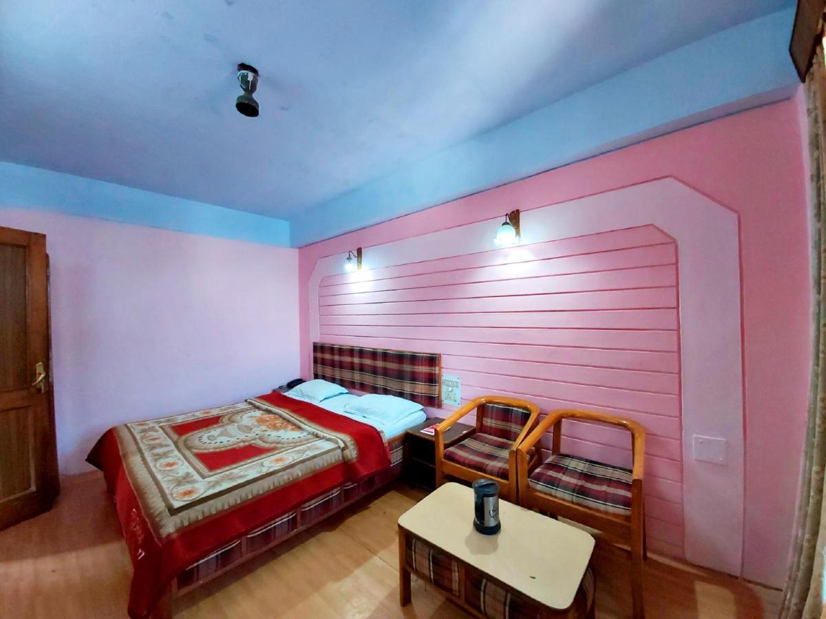 Hotel Avone Mohan Choraha Nainital Exterior foto