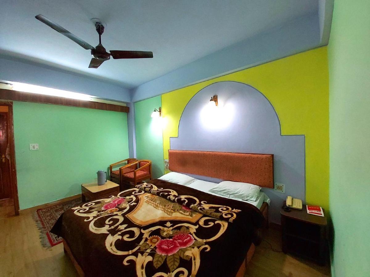 Hotel Avone Mohan Choraha Nainital Exterior foto